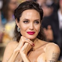 48730 Анджелина Джоли подписалась на новое фэнтези