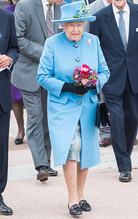 От Елизаветы II до Кейт Миддлтон и Меган Маркл: почему представители монаршей семьи годами носят одну и ту же обувь