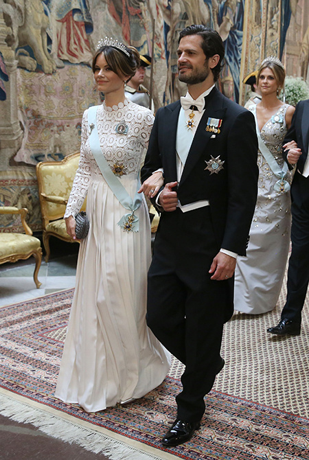 Принцесса Швеции София повторила образ Кейт Миддлтон и Пэрис Хилтон на официальном приеме