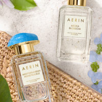 56061 Роскошное обаяние простых вещей: новый аромат Aegea Blossom от AERIN