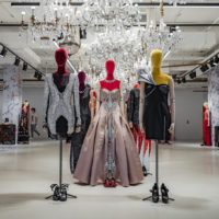 57103 От уникальной винтажной выставки до smart-шопинга: дайджест fashion-новостей недели