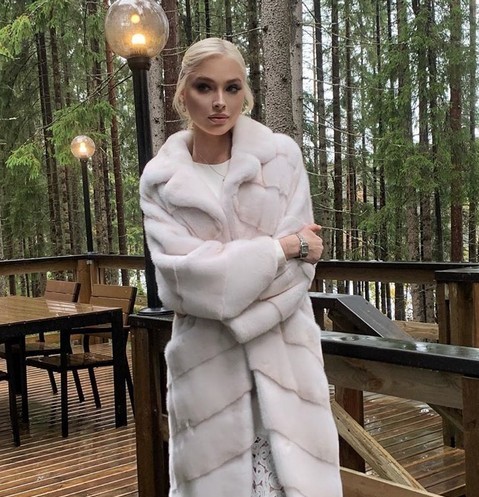 Почти лысая Алена Шишкова опозорилась на неделе моды в Милане