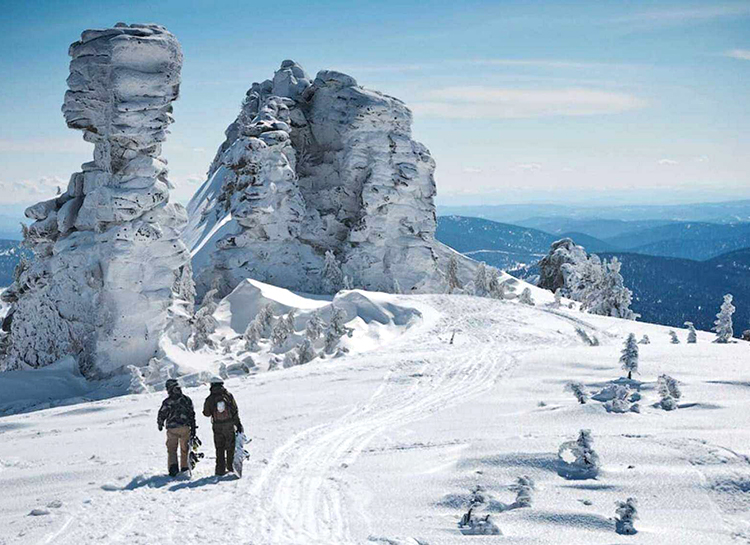 В поисках снега: куда поехать за зимними активностями