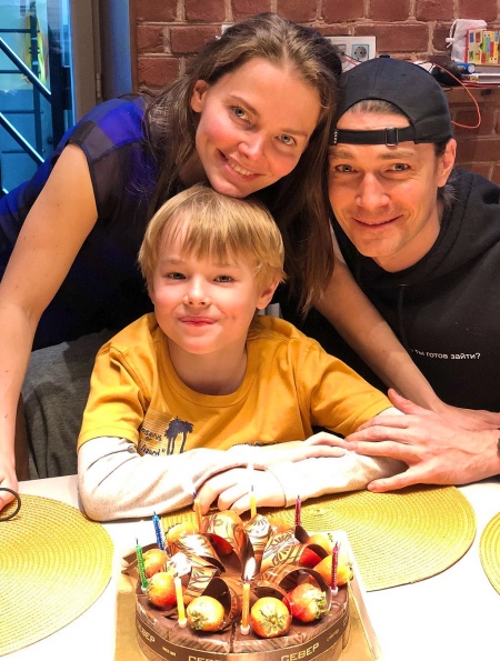 Елизавета Боярская и Максим Матвеев поздравили старшего сына с днем рождения: новое семейное фото