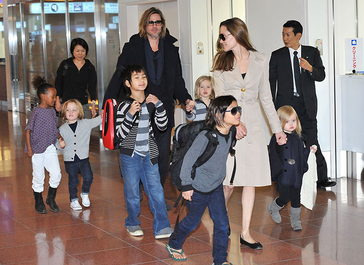 Брэд Питт проведет Рождество с детьми, несмотря на судебные разбирательства с Анджелиной Джоли