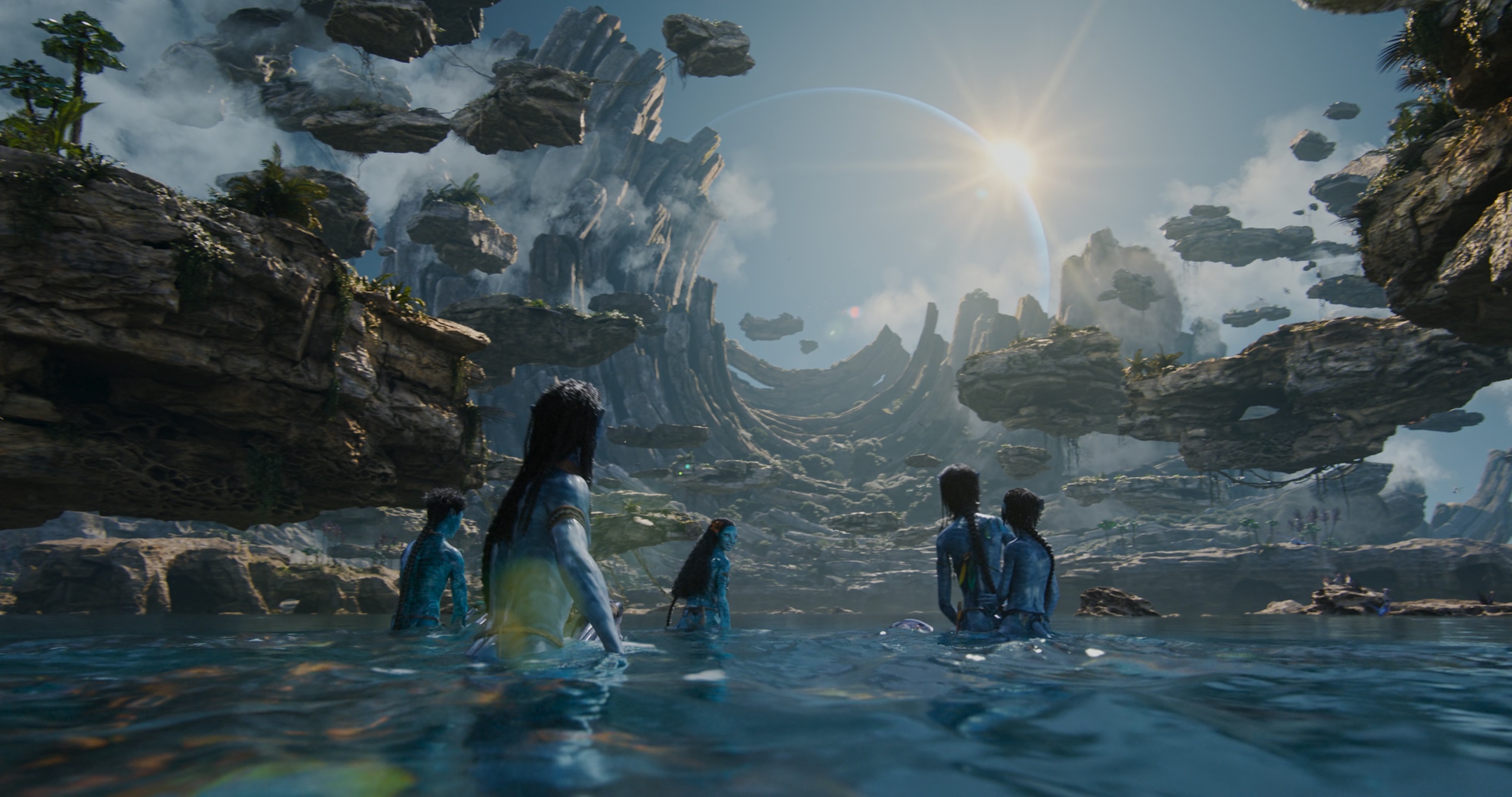 67630 Официальный трейлер фильма «Аватар 2: Путь воды» показал беременную Нейтири